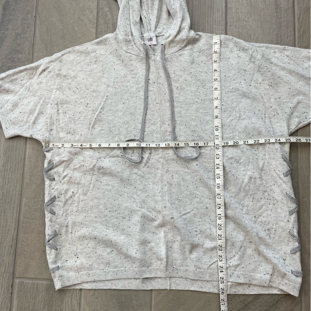 CAbi Short Sleeve Pull-Over Speckled Hoodie Sweater Style 3473 Size Small - Picture 10 of 11